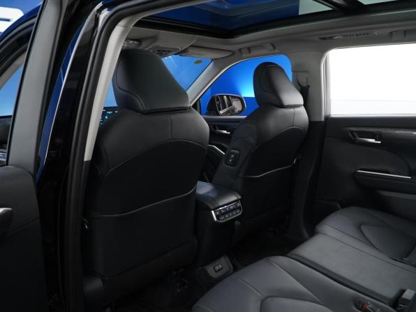 Toyota Highlander IV (XU70) с пробегом 2026 года, цена 5 427 077 рублей, 20 км, внедорожник, Автокод Объявления