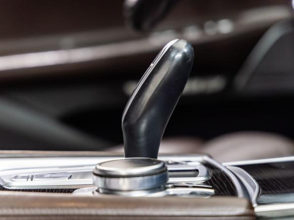 BMW 7 серии VI (G11/G12) с пробегом 2016 года, цена 3 098 000 рублей, 253653 км, седан, Автокод Объявления