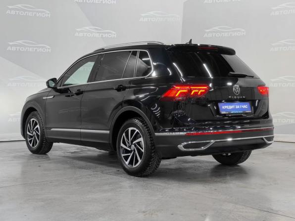 Volkswagen Tiguan II с пробегом 2021 года, цена 3 300 000 рублей, 15000 км, внедорожник, Автокод Объявления