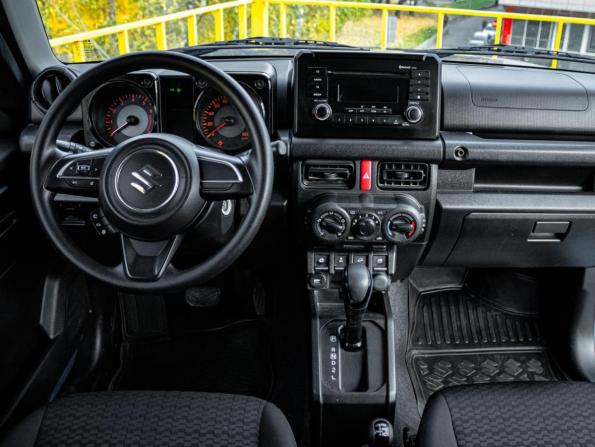 Suzuki Jimny IV с пробегом 2021 года, цена 2 769 000 рублей, 67843 км, внедорожник, Автокод Объявления