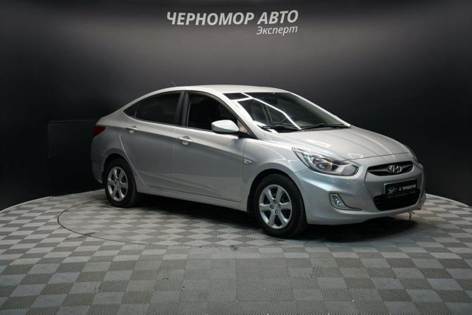 Hyundai Accent IV с пробегом 2011 года, цена 898 000 рублей, 207500 км, седан, Автокод Объявления
