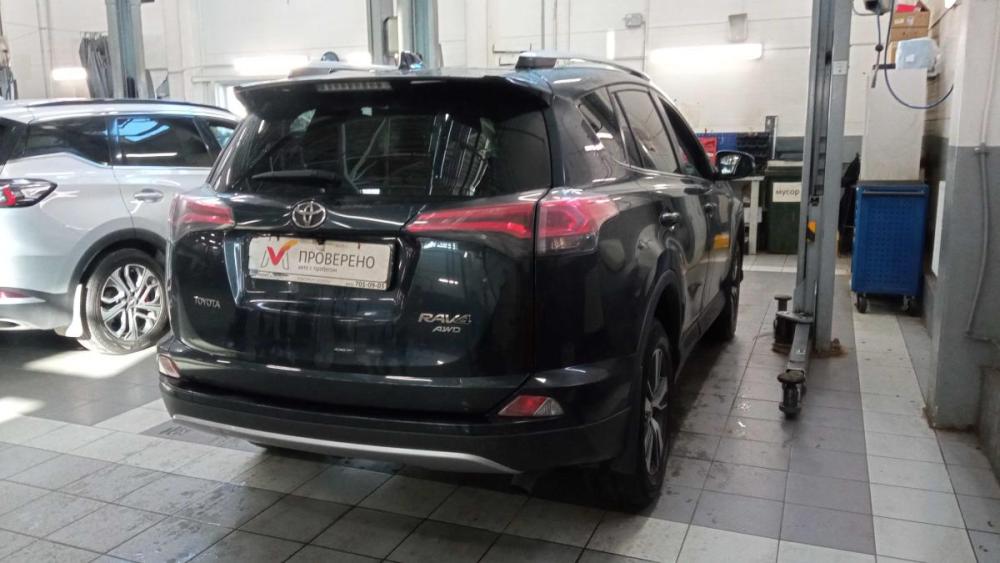 Toyota RAV4 IV (XA40) Рестайлинг Санкт-Петербург  - изображение 3