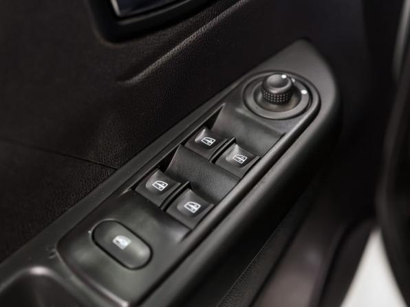 Renault Kaptur I с пробегом 2018 года, цена 1 100 000 рублей, 142683 км, внедорожник, Автокод Объявления
