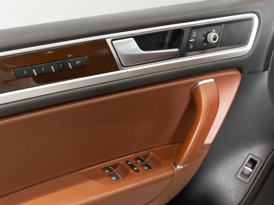 Volkswagen Touareg II Рестайлинг Казань  - изображение 10