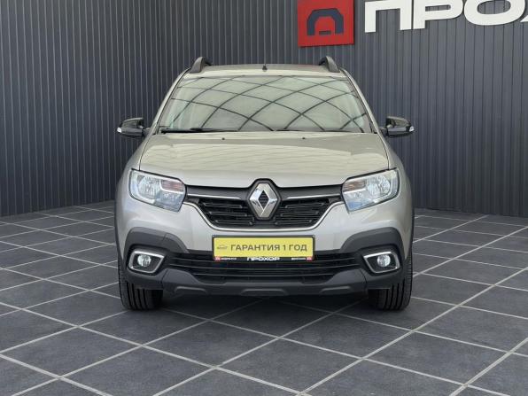 Renault Sandero II Рестайлинг с пробегом 2018 года, цена 1 367 000 рублей, 39772 км, хэтчбек, Автокод Объявления