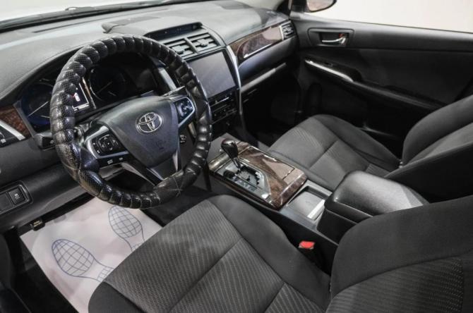 Toyota Camry VII (XV50) Рестайлинг с пробегом 2015 года, цена 1 999 000 рублей, 190000 км, седан, Автокод Объявления