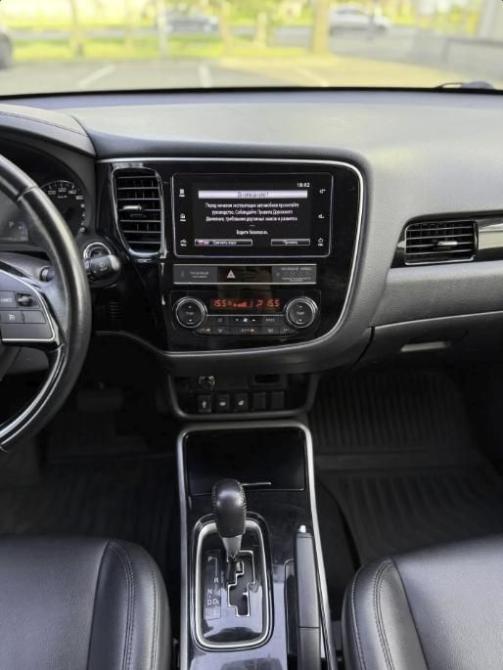 Mitsubishi Outlander III Рестайлинг 3 Ставрополь  - изображение 16