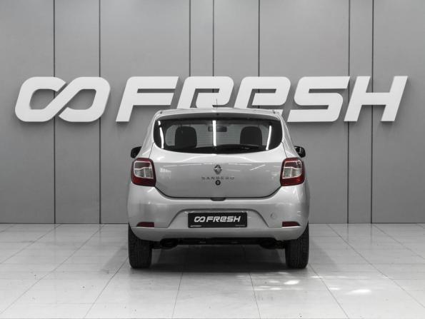 Renault Sandero II Рестайлинг с пробегом 2020 года, цена 970 000 рублей, 108780 км, хэтчбек, Автокод Объявления