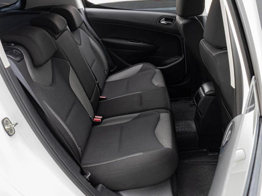 Peugeot 308 I Рестайлинг Краснодар  - изображение 7