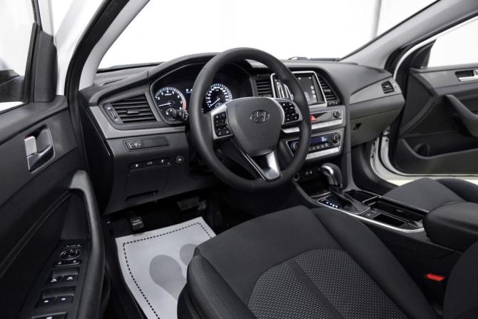 Hyundai Sonata VII (LF) Рестайлинг с пробегом 2018 года, цена 1 349 000 рублей, 99000 км, седан, Автокод Объявления