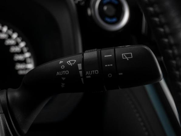 Toyota Land Cruiser 300 Series с пробегом 2023 года, цена 12 305 000 рублей, 72716 км, внедорожник, Автокод Объявления