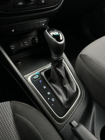 Hyundai Solaris II с пробегом 2018 года, цена 1 270 000 рублей, 91253 км, седан, Автокод Объявления