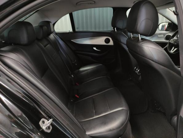 Mercedes-Benz E-Класс V (W213 S213 C238) с пробегом 2019 года, цена 2 110 000 рублей, 175000 км, седан, Автокод Объявления