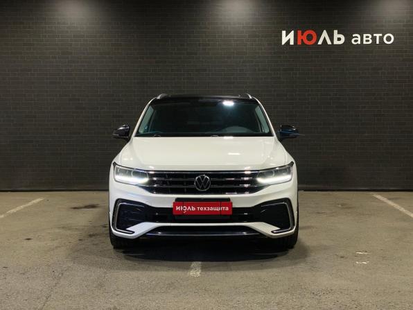 Volkswagen Tiguan II Рестайлинг (China Market) с пробегом 2020 года, цена 3 950 000 рублей, 75744 км, внедорожник, Автокод Объявления
