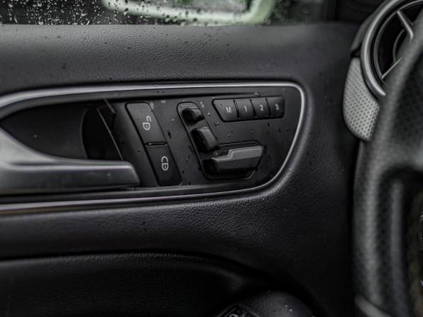 Mercedes-Benz B-Класс II (W246) Рестайлинг с пробегом 2014 года, цена 1 099 000 рублей, 209238 км, хэтчбек, Автокод Объявления