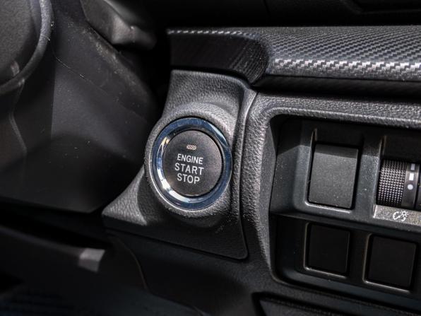 Subaru Impreza V с пробегом 2019 года, цена 1 369 000 рублей, 118640 км, седан, Автокод Объявления