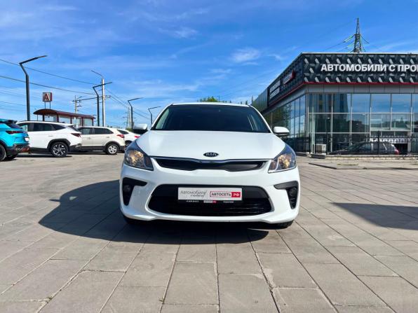 Kia Rio IV с пробегом 2020 года, цена 1 666 100 рублей, 58143 км, седан, Автокод Объявления