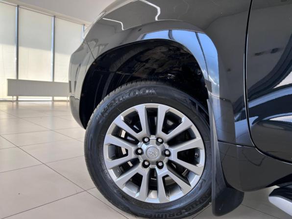 Toyota Land Cruiser Prado 150 Series Рестайлинг 2 с пробегом 2017 года, цена 4 300 000 рублей, 281170 км, внедорожник, Автокод Объявления