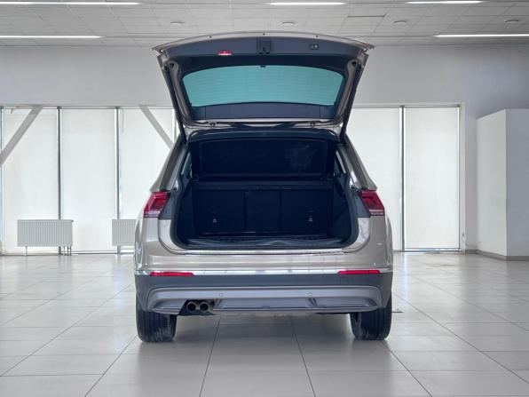 Volkswagen Tiguan II с пробегом 2017 года, цена 2 300 000 рублей, 157751 км, внедорожник, Автокод Объявления