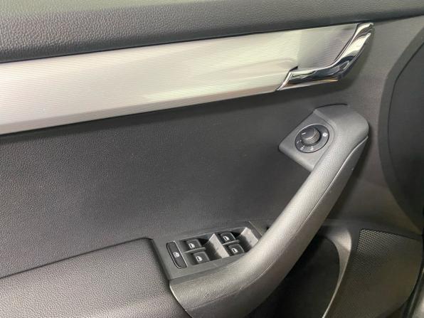 Skoda Octavia III (A7) с пробегом 2014 года, цена 919 900 рублей, 330000 км, универсал, Автокод Объявления