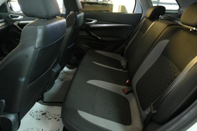 Lada (ВАЗ) Vesta I Рестайлинг (NG) с пробегом 2024 года, цена 1 299 000 рублей, 49500 км, универсал, Автокод Объявления