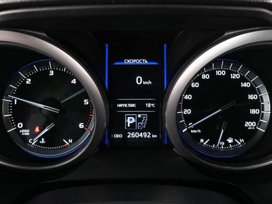 Toyota Land Cruiser Prado 150 Series Рестайлинг 1 Ростов-на-Дону  - изображение 19