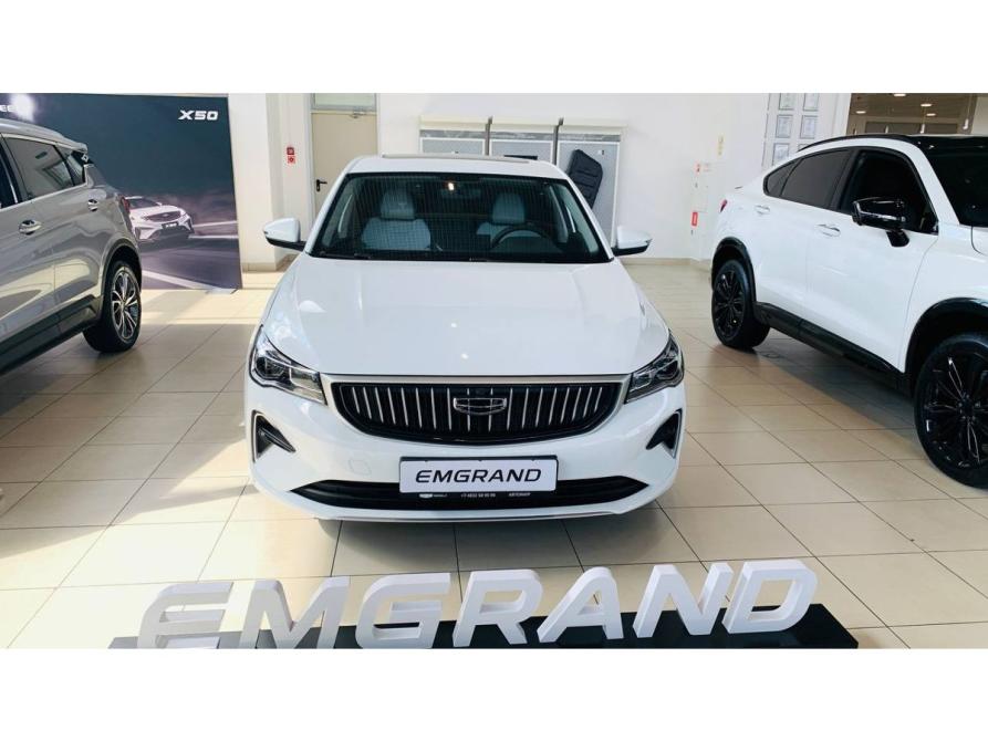 Geely Emgrand II Москва  - изображение 3