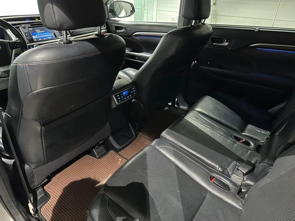 Toyota Highlander III (XU50) с пробегом 2014 года, цена 2 350 000 рублей, 205000 км, внедорожник, Автокод Объявления