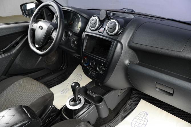 Lada (ВАЗ) Granta I с пробегом 2017 года, цена 649 000 рублей, 90168 км, седан, Автокод Объявления