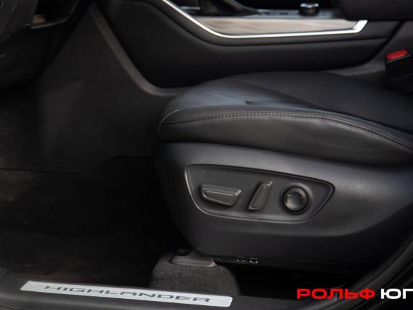 Toyota Highlander IV (XU70) с пробегом 2025 года, цена 4 898 000 рублей, 30486 км, внедорожник, Автокод Объявления