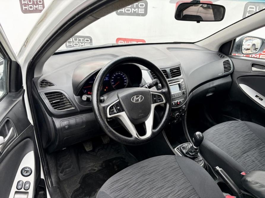 Hyundai Solaris I Рестайлинг Санкт-Петербург  - изображение 7