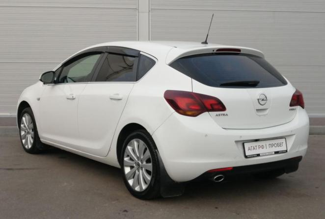 Opel Astra J с пробегом 2011 года, цена 540 000 рублей, 204853 км, хэтчбек, Автокод Объявления