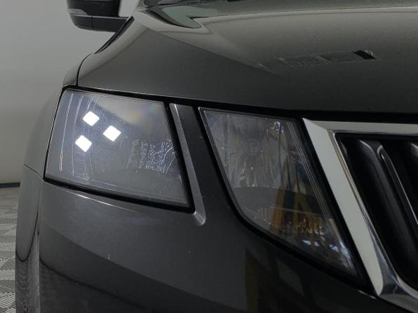 Skoda Octavia III (A7) Рестайлинг с пробегом 2018 года, цена 1 579 000 рублей, 161922 км, лифтбек, Автокод Объявления