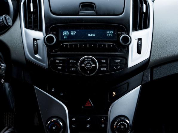 Chevrolet Cruze I Рестайлинг с пробегом 2012 года, цена 755 000 рублей, 96707 км, хэтчбек, Автокод Объявления