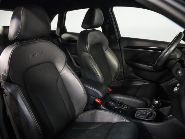 Audi Q3 I (8U) Рестайлинг с пробегом 2018 года, цена 2 799 000 рублей, 76321 км, внедорожник, Автокод Объявления