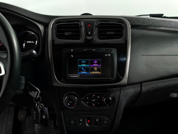 Renault Logan II Рестайлинг с пробегом 2021 года, цена 999 000 рублей, 99862 км, седан, Автокод Объявления