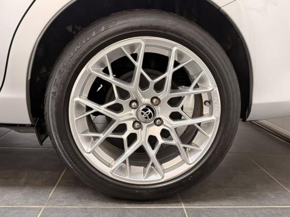 Toyota Corolla XI (E160 E170) Рестайлинг 2 с пробегом 2019 года, цена 1 495 000 рублей, 156441 км, универсал, Автокод Объявления