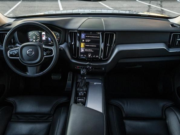 Volvo XC60 II с пробегом 2018 года, цена 4 010 000 рублей, 56347 км, внедорожник, Автокод Объявления