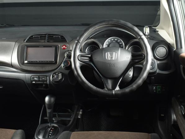 Honda Fit Shuttle I Рестайлинг с пробегом 2014 года, цена 1 194 995 рублей, 188411 км, универсал, Автокод Объявления