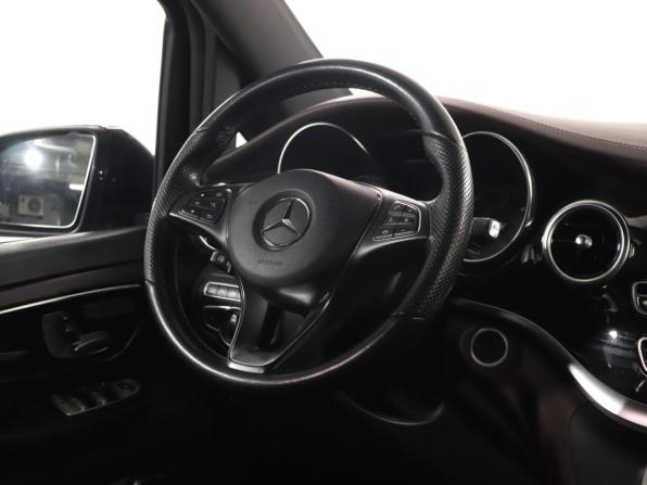 Mercedes-Benz V-Класс III (W447) с пробегом 2017 года, цена 4 777 000 рублей, 196490 км, минивэн, Автокод Объявления