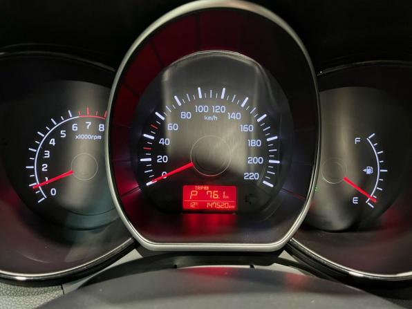Kia Rio III Рестайлинг с пробегом 2017 года, цена 890 000 рублей, 147520 км, седан, Автокод Объявления