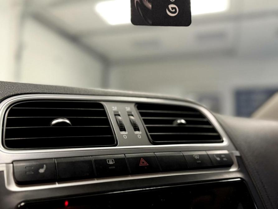 Volkswagen Polo V Рестайлинг Омск  - изображение 15
