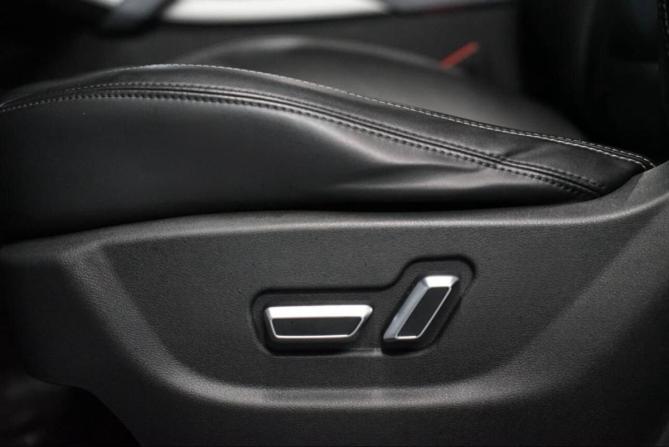 Geely Atlas I с пробегом 2018 года, цена 1 388 000 рублей, 175290 км, внедорожник, Автокод Объявления