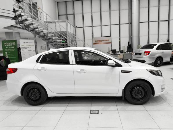 Kia Rio III с пробегом 2014 года, цена 949 000 рублей, 134500 км, седан, Автокод Объявления