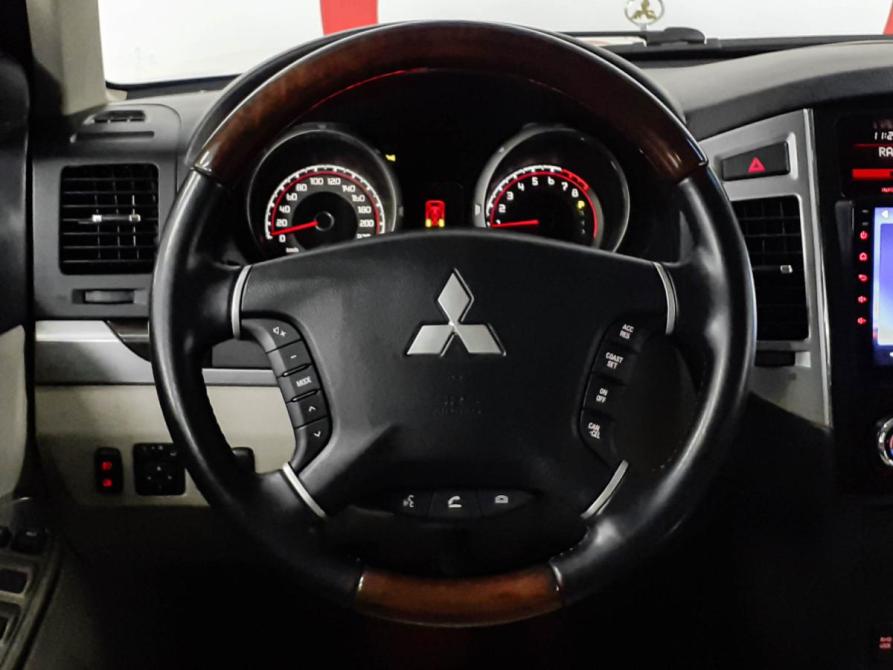 Mitsubishi Pajero IV Рестайлинг 2 Москва  - изображение 11