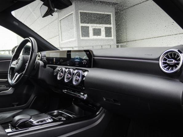 Mercedes-Benz A-Класс IV (W177) с пробегом 2018 года, цена 2 359 000 рублей, 90272 км, хэтчбек, Автокод Объявления