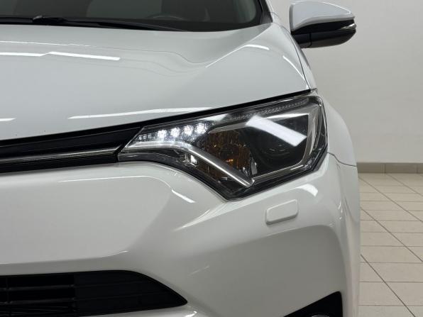Toyota RAV4 IV (XA40) Рестайлинг с пробегом 2017 года, цена 2 238 000 рублей, 103456 км, внедорожник, Автокод Объявления