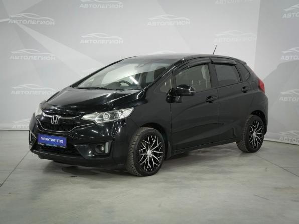 Honda Fit III с пробегом 2015 года, цена 910 000 рублей, 120286 км, хэтчбек, Автокод Объявления