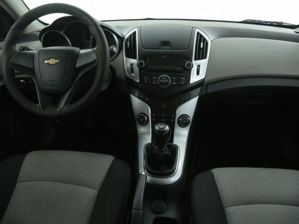 Chevrolet Cruze I Рестайлинг с пробегом 2015 года, цена 681 000 рублей, 195000 км, седан, Автокод Объявления