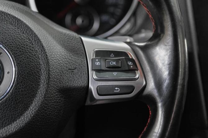 Volkswagen Golf GTI VI с пробегом 2012 года, цена 1 399 000 рублей, 195500 км, хэтчбек, Автокод Объявления